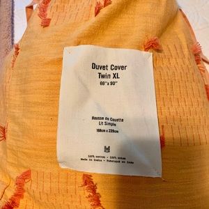 Urban Outfitters Twin XL duvet